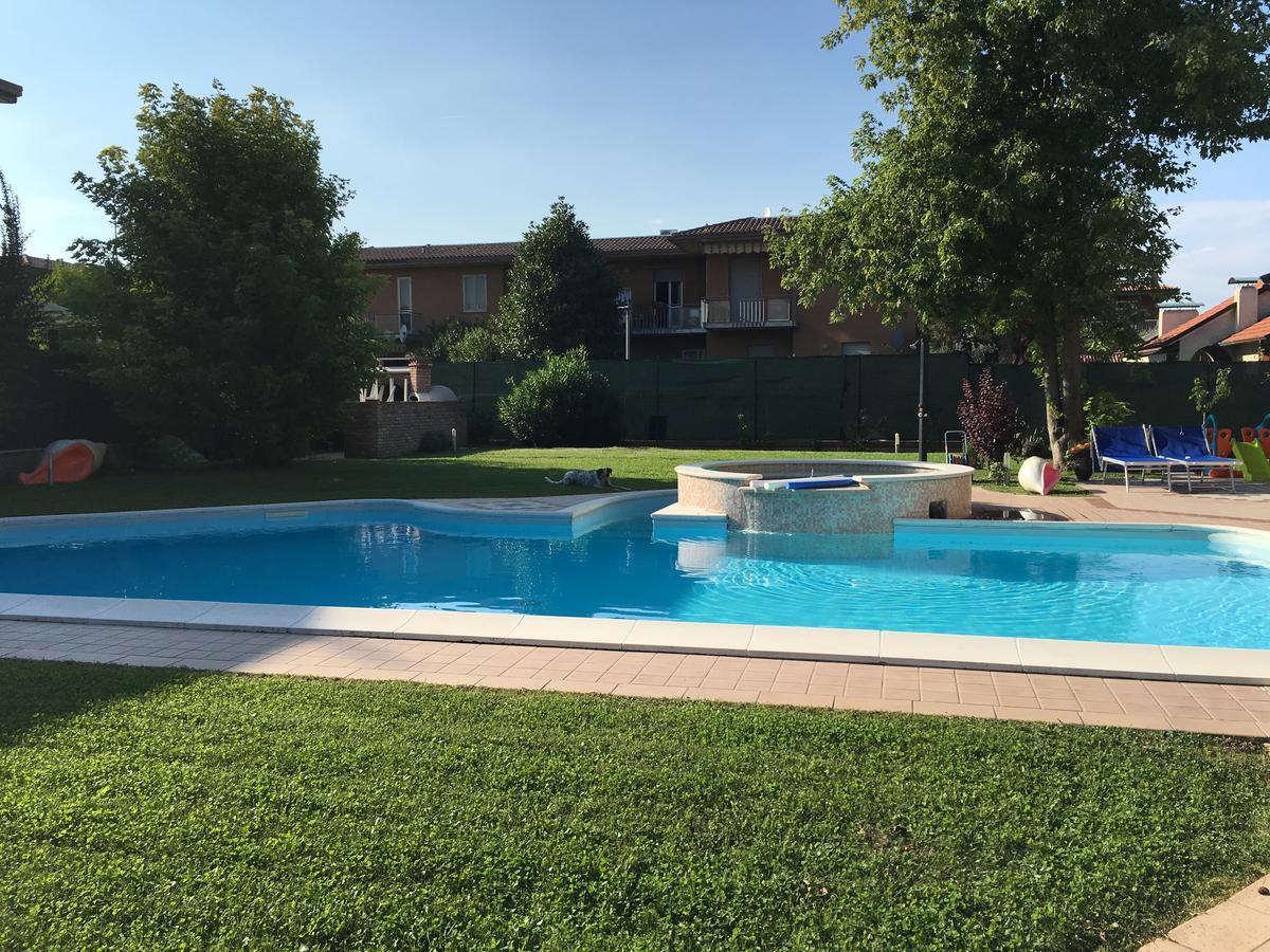 B&B Villa Giulia Desenzano del Garda Exterior foto